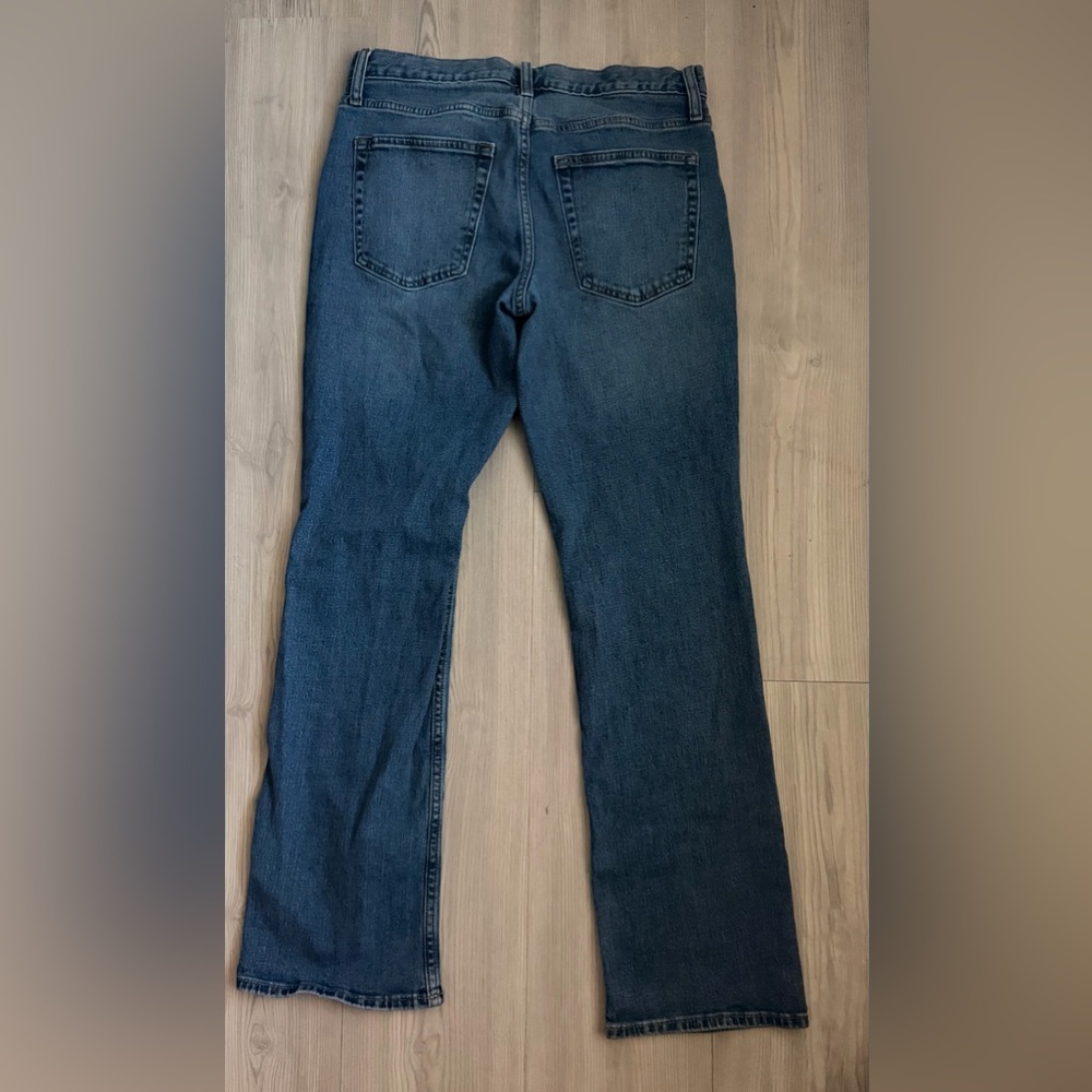 Old Navy Bootcut Jeans - Picture 3 of 7